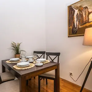 https://wishlist-old-prague-residences-old-town-square.praguehotelsweb.com