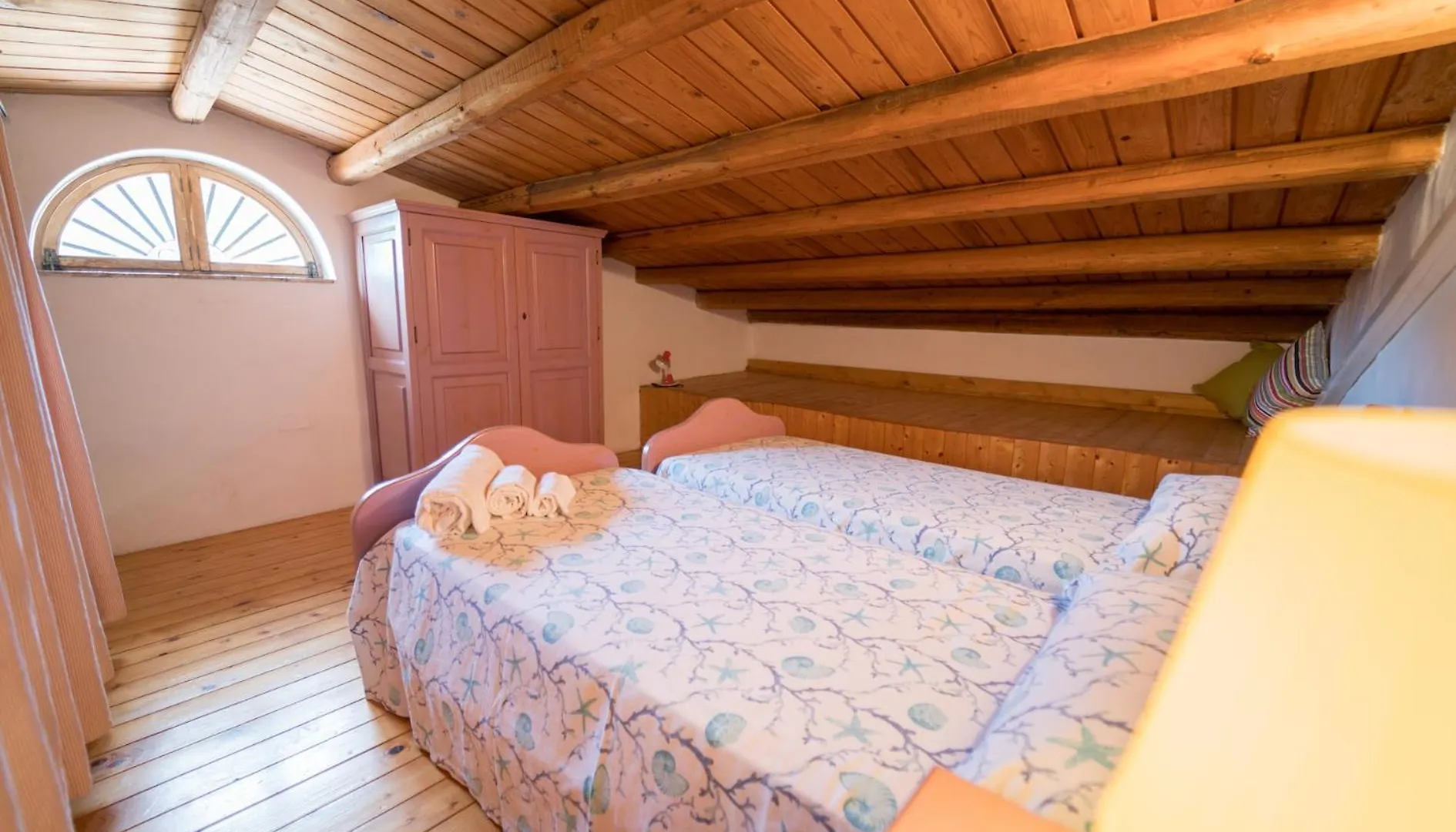 Agriturismo Hibiscus Villa Isola di Ustica 0*,