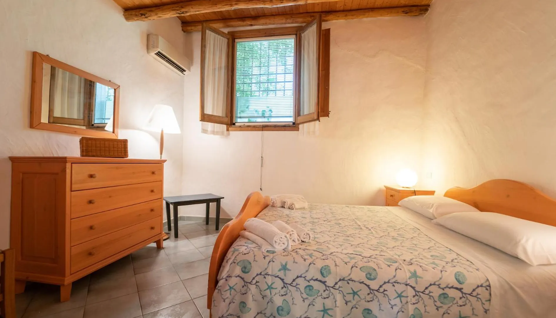 Agriturismo Hibiscus Villa Isola di Ustica 0*,